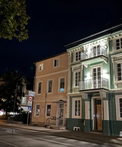 Uitzicht op Amadeus Apartments